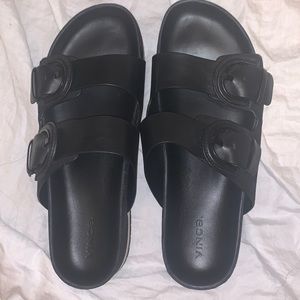 Vince Glyn dual buckle slide sandals